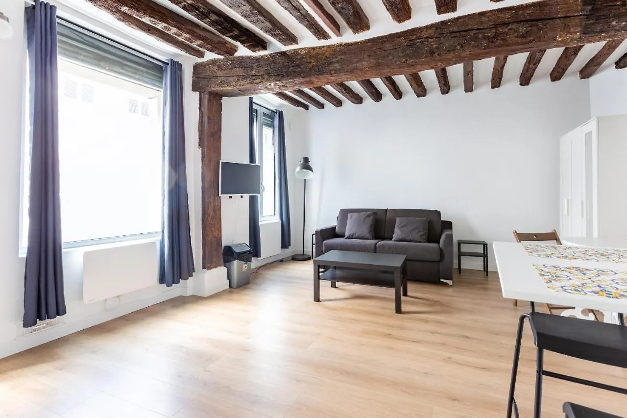 Saint Blaise Suite - Charme Paris France
